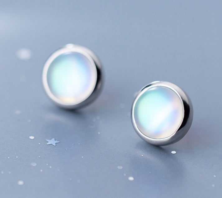 Glass round earrings