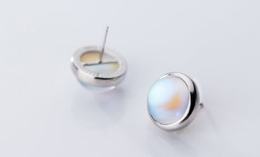 Glass round earrings